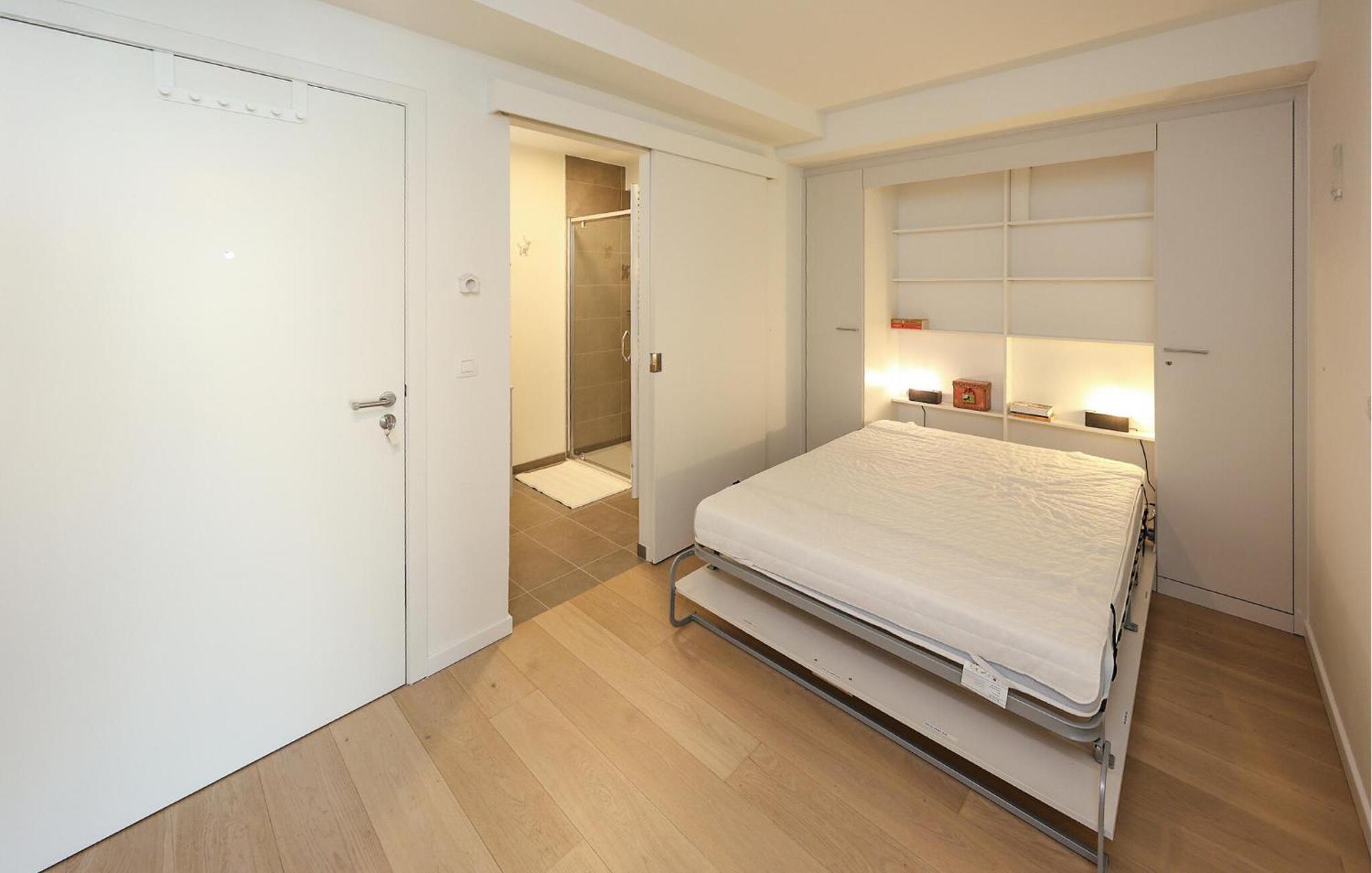 Appartement Amazing In With Heated Swimming Pool