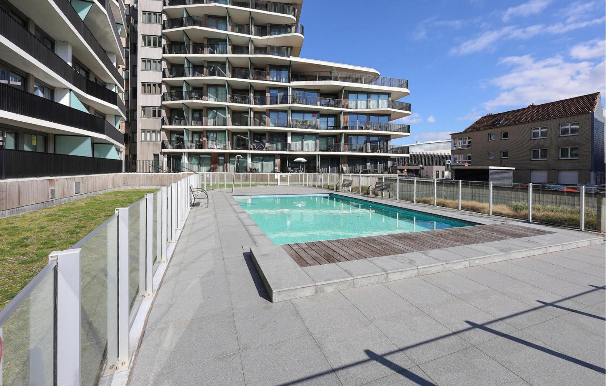 Amazing In With Heated Swimming Pool *